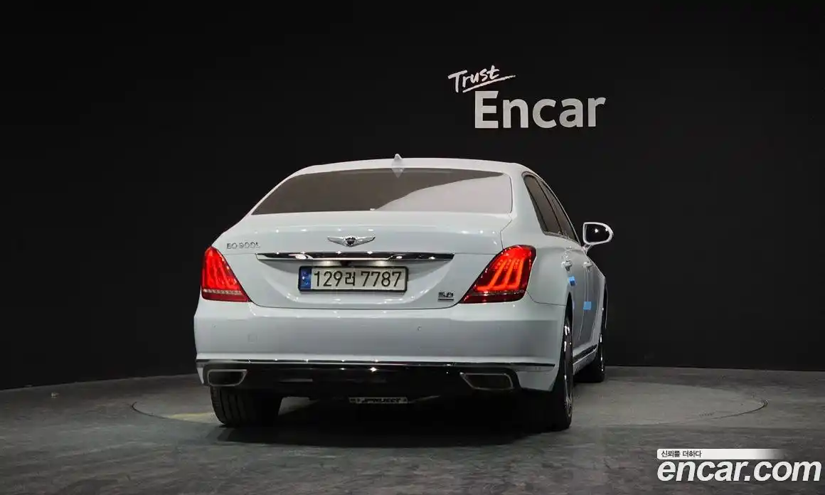 Genesis EQ900 2016 5.0 Автомат в Москве № 58430, фото 15