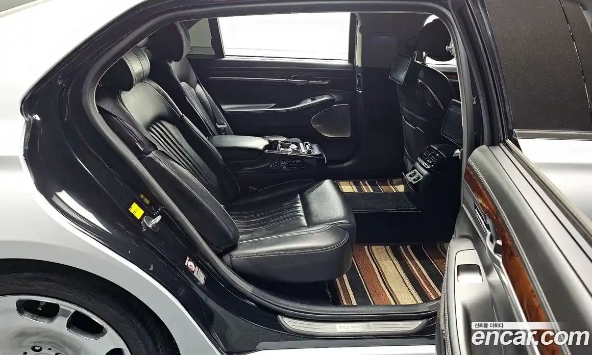 Genesis EQ900 2016 5.0 Автомат в Москве № 58430, фото 16