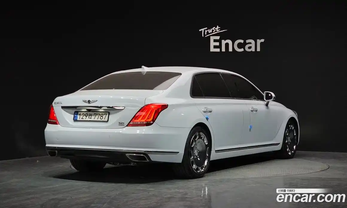 Genesis EQ900 2016 5.0 Автомат в Москве № 58430, фото 4