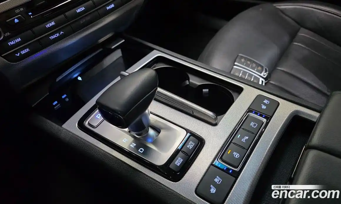 Genesis G80 2018 3.3 Автомат в Москве № 84857, фото 17