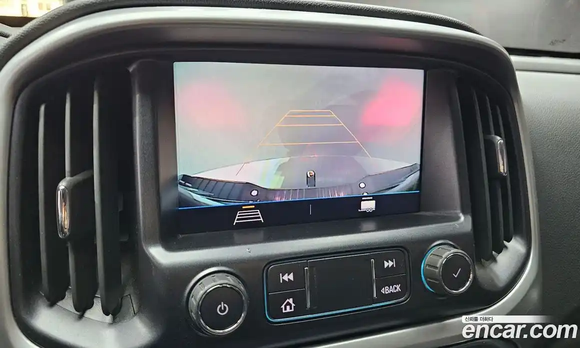 Chevrolet Colorado 2021 3.6 Автомат в Москве № 104052, фото 3