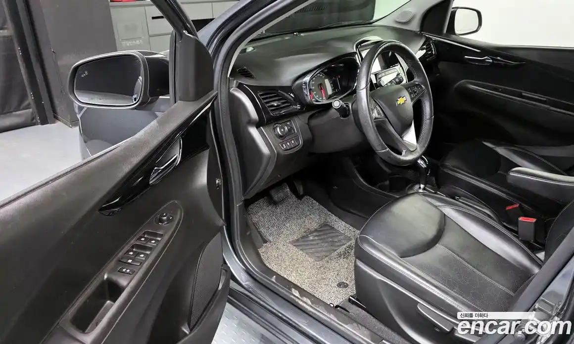 Chevrolet Spark 2017 1.0 Автомат в Москве № 105292, фото 16