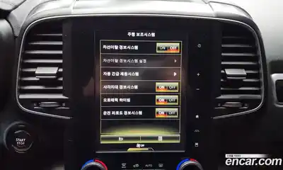 Renault QM6 2017 2.0 Автомат в Москве № 106535, миниатюра 11