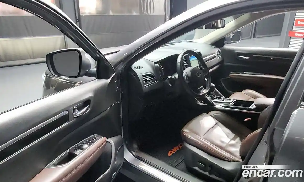 Renault QM6 2017 2.0 Автомат в Москве № 106535, фото 16