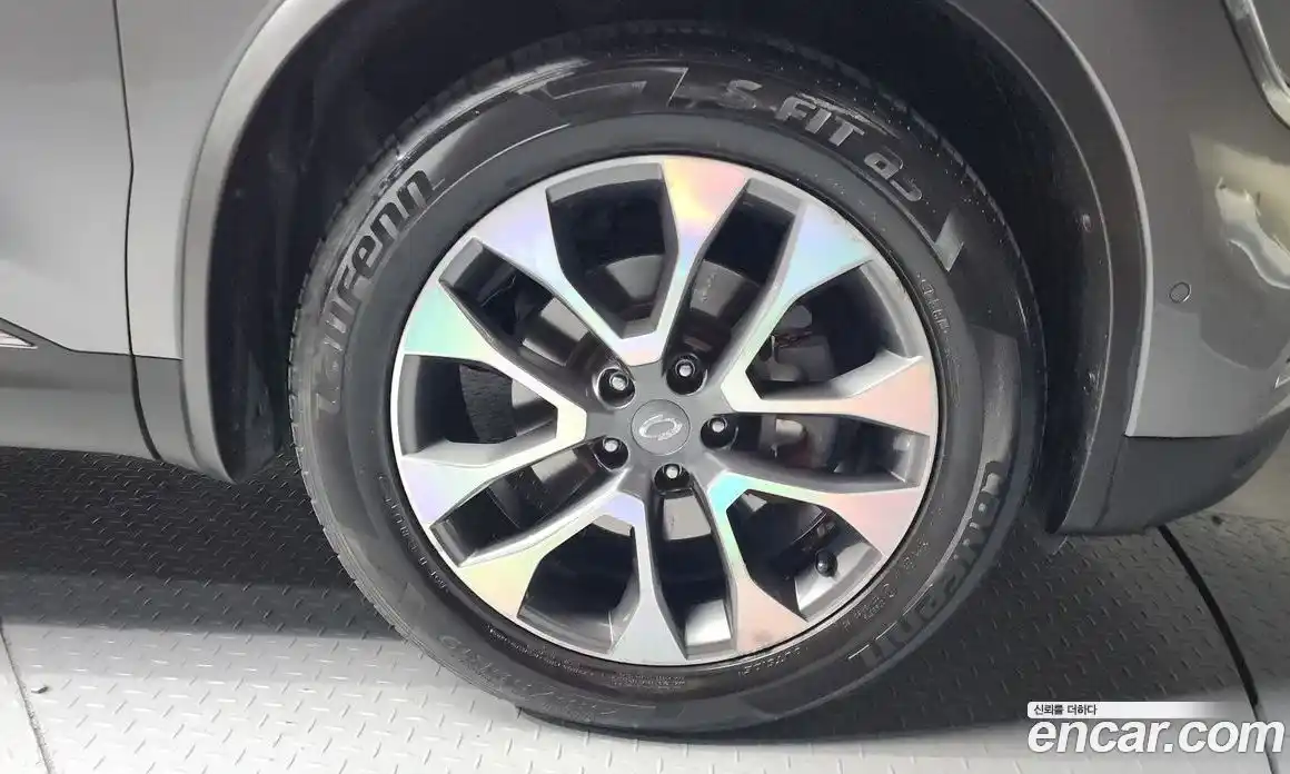 Renault QM6 2017 2.0 Автомат в Москве № 106535, фото 9