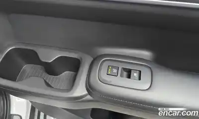 Hyundai Santa Fe 2024 2.5 Автомат в Москве № 110647, миниатюра 7