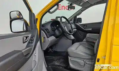 Hyundai Starex 2017 2.5 Автомат в Москве № 111410, миниатюра 12