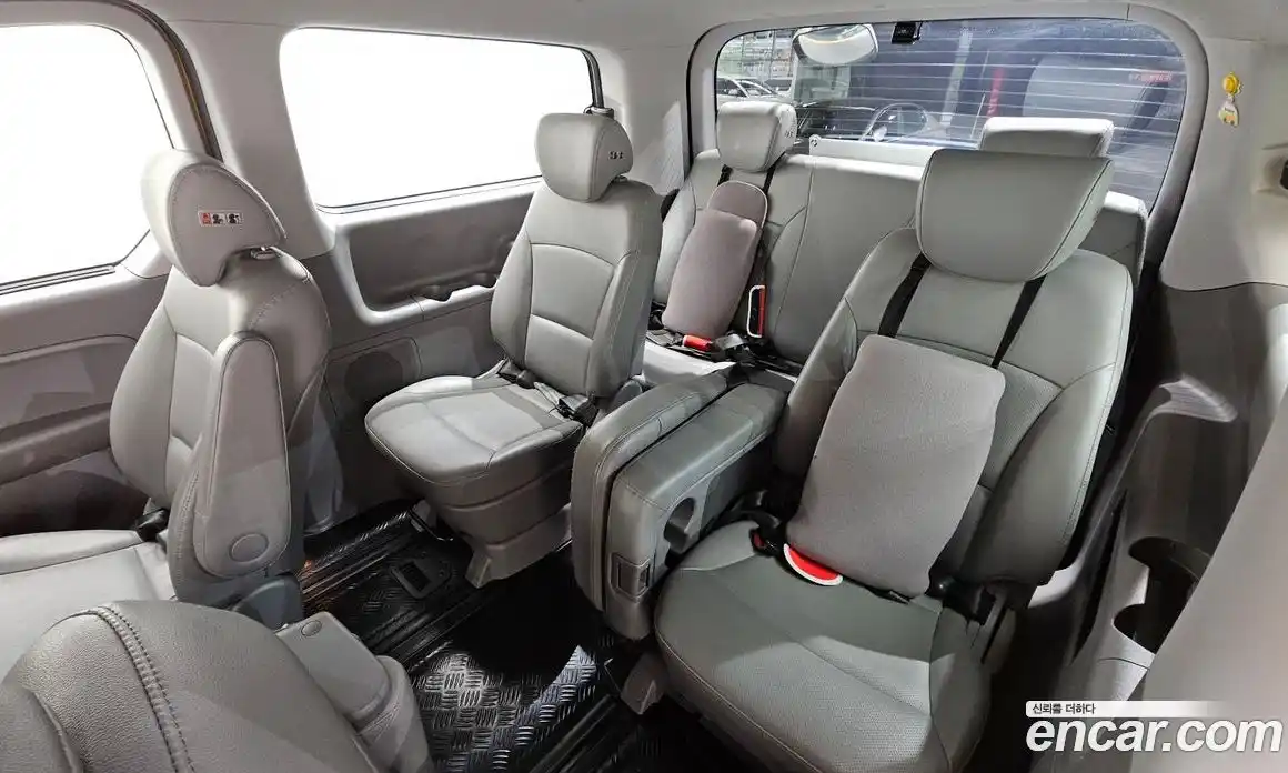 Hyundai Starex 2017 2.5 Автомат в Москве № 111410, фото 17