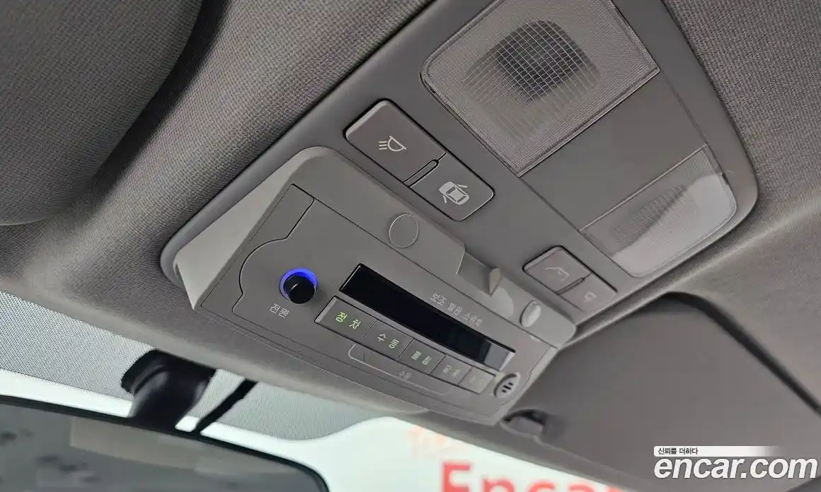 Hyundai Starex 2017 2.5 Автомат в Москве № 111410, фото 4