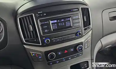 Hyundai Starex 2017 2.5 Автомат в Москве № 111410, миниатюра 5