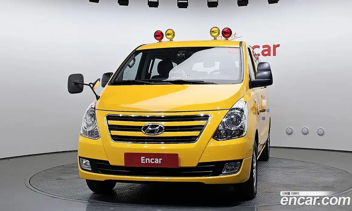 Hyundai Starex 2017 2.5 Автомат в Москве № 111410, фото 8