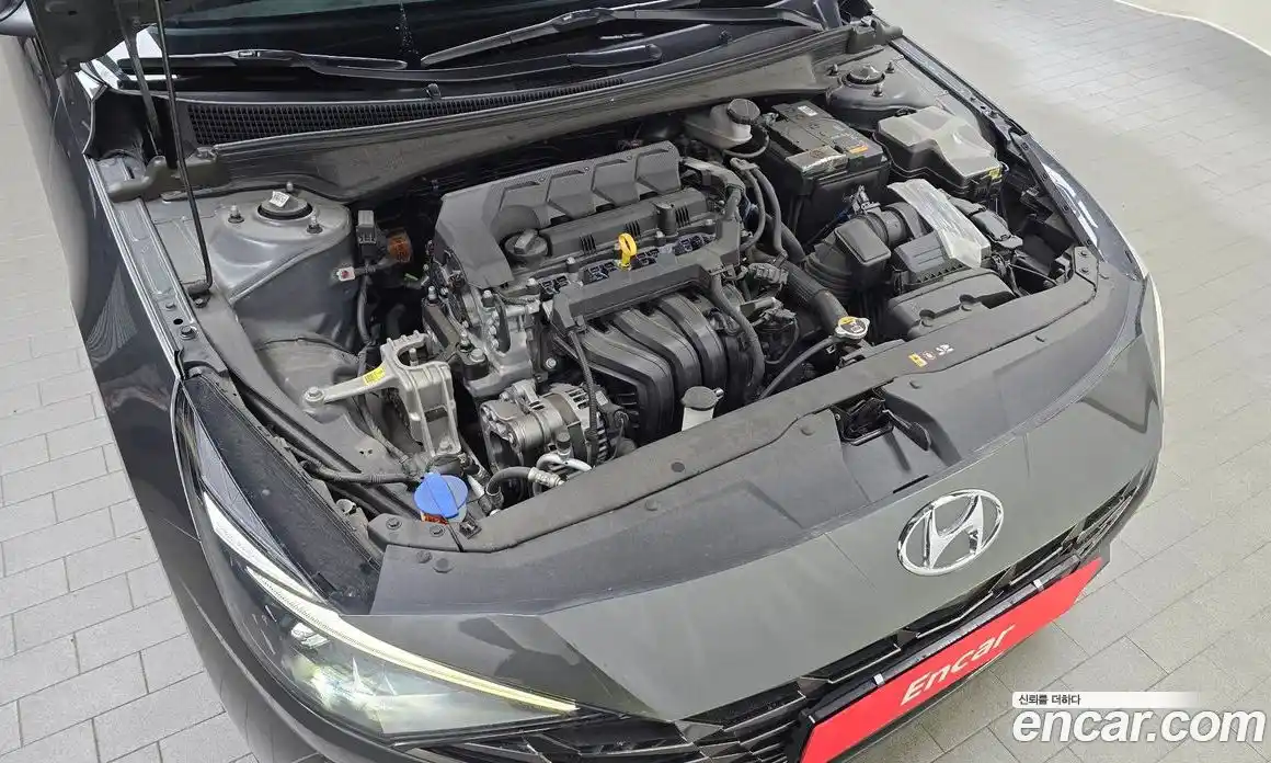 Hyundai Avante 2022 1.6 Автомат в Москве № 116191, фото 18