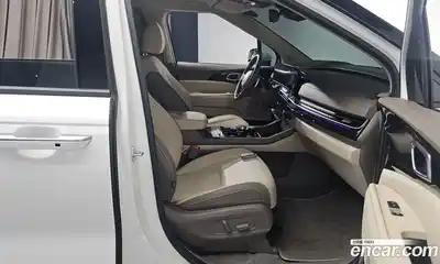 Kia Canival 2024 3.5 Автомат в Москве № 117208, миниатюра 8