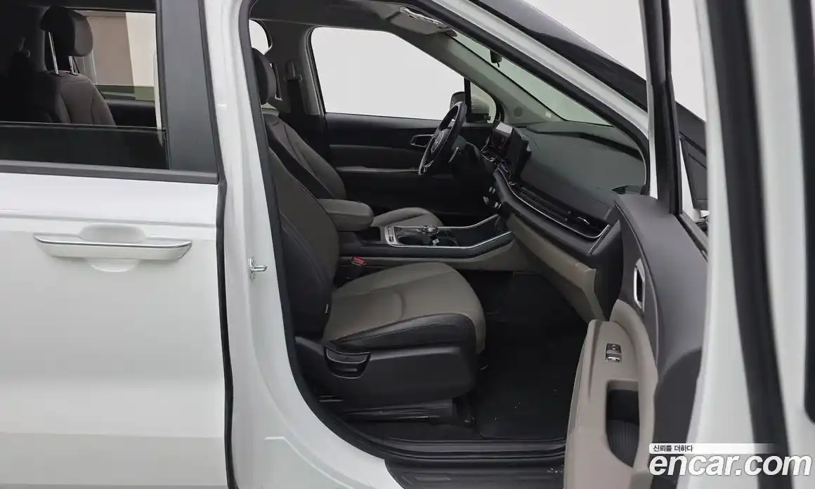 Kia Canival 2024 2.2 Автомат в Москве № 120187, фото 7