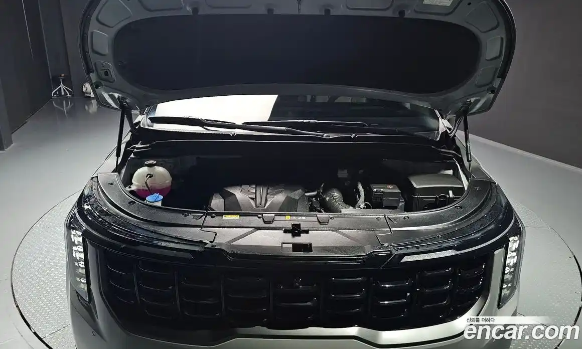 Kia Canival 2024 3.5 Автомат в Москве № 120222, фото 15