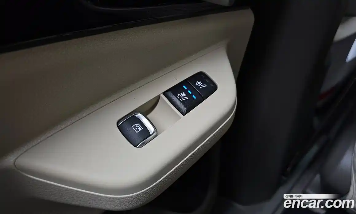 Kia Canival 2024 3.5 Автомат в Москве № 120222, фото 16