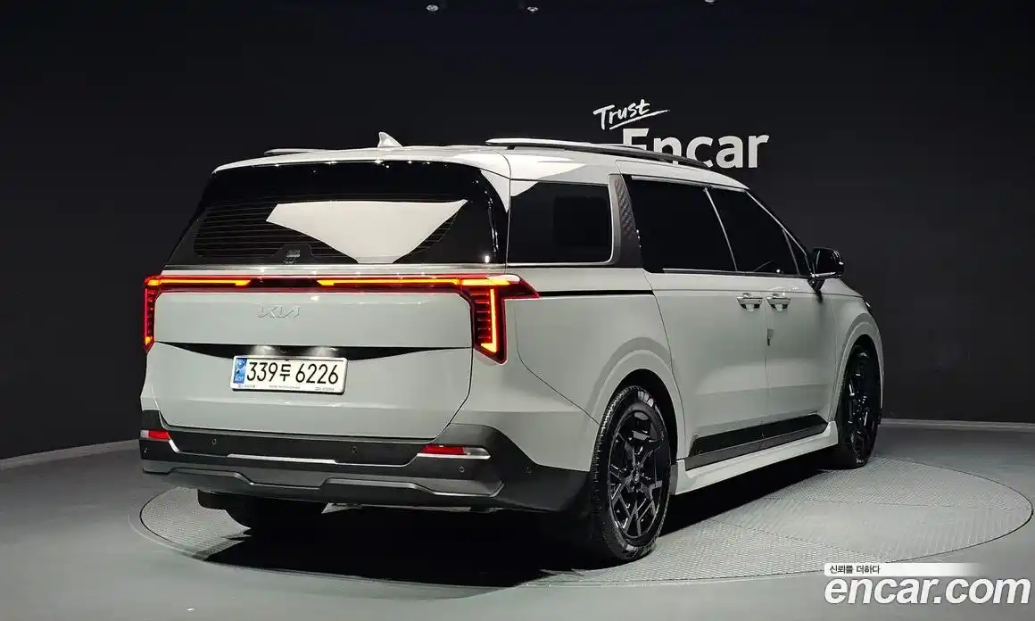 Kia Canival 2024 3.5 Автомат в Москве № 120222, фото 19