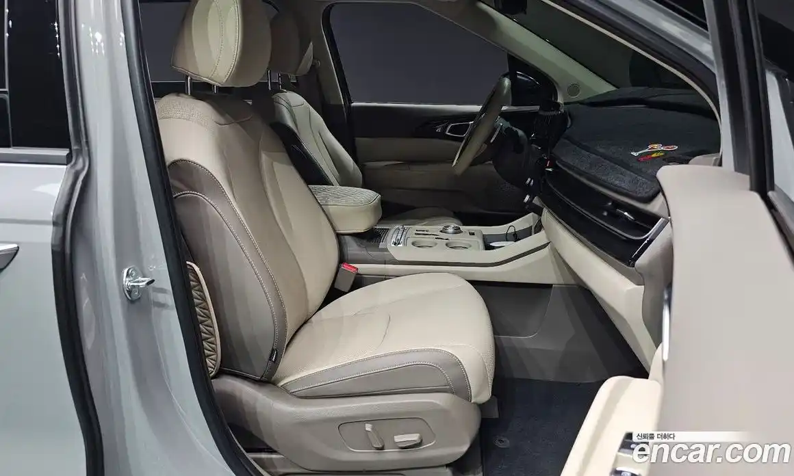 Kia Canival 2024 3.5 Автомат в Москве № 120222, фото 8