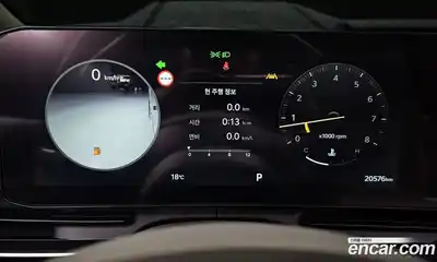 Kia Canival 2024 3.5 Автомат в Москве № 120222, миниатюра 9