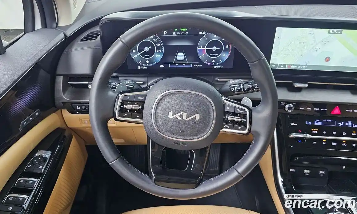 Kia Canival 2023 2.2 Автомат в Москве № 121182, фото 13