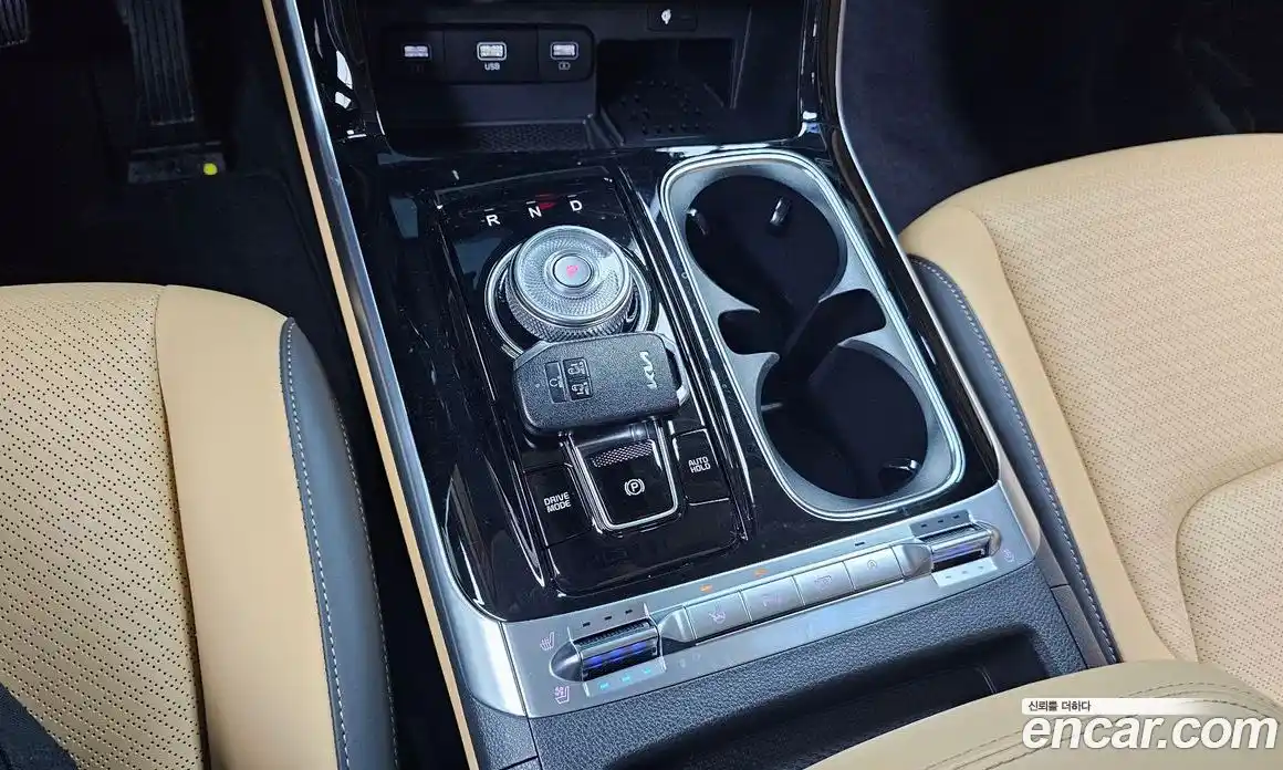 Kia Canival 2023 2.2 Автомат в Москве № 121182, фото 14