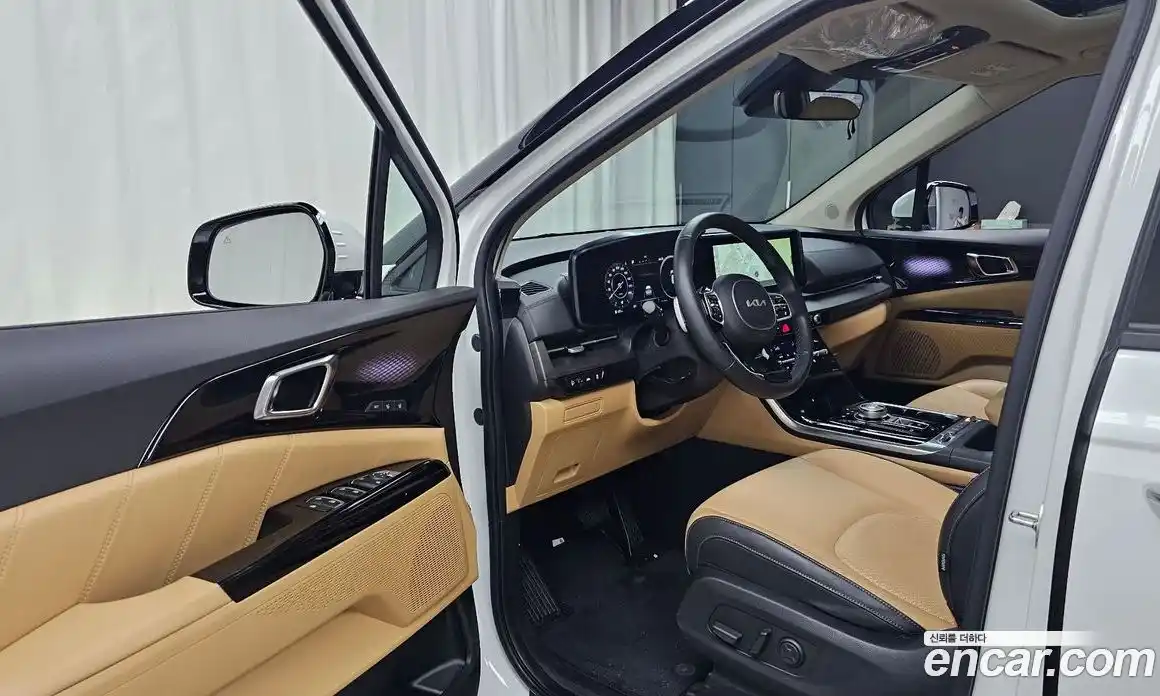 Kia Canival 2023 2.2 Автомат в Москве № 121182, фото 15