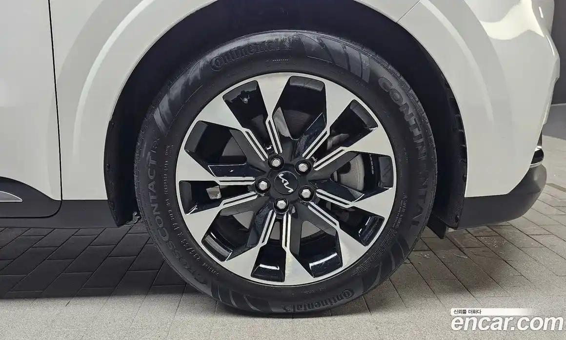 Kia Canival 2023 2.2 Автомат в Москве № 121182, фото 7