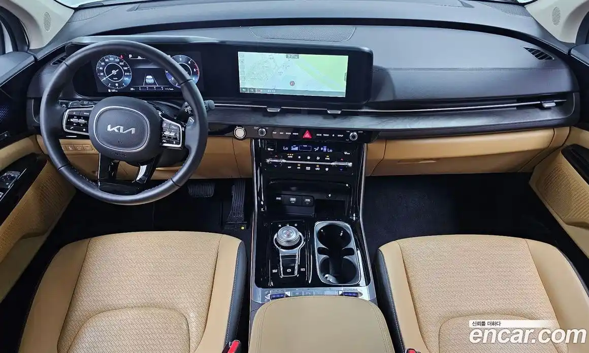 Kia Canival 2023 2.2 Автомат в Москве № 121182, фото 8