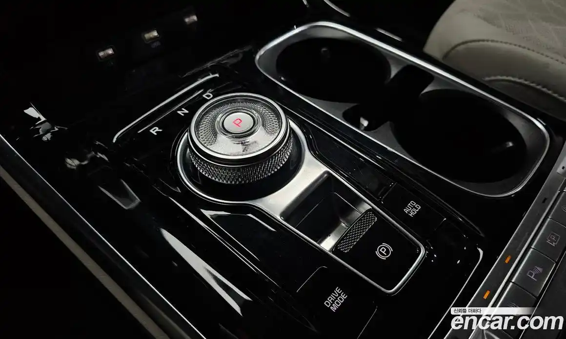 Kia Canival 2021 2.2 Автомат в Москве № 122301, фото 18