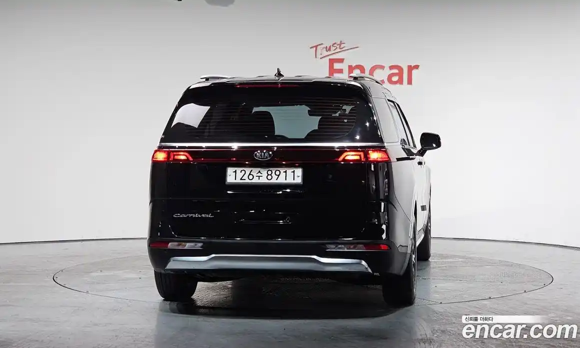 Kia Canival 2021 2.2 Автомат в Москве № 122301, фото 4