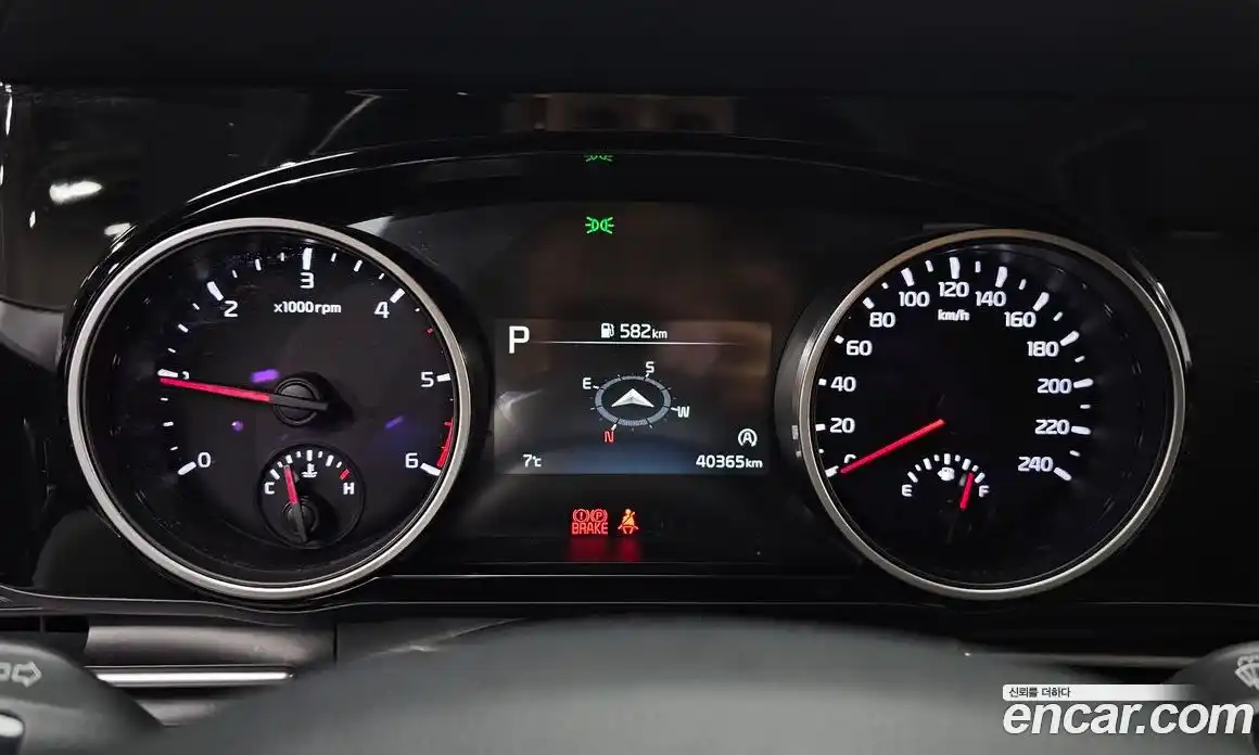 Kia Canival 2021 2.2 Автомат в Москве № 122301, фото 10