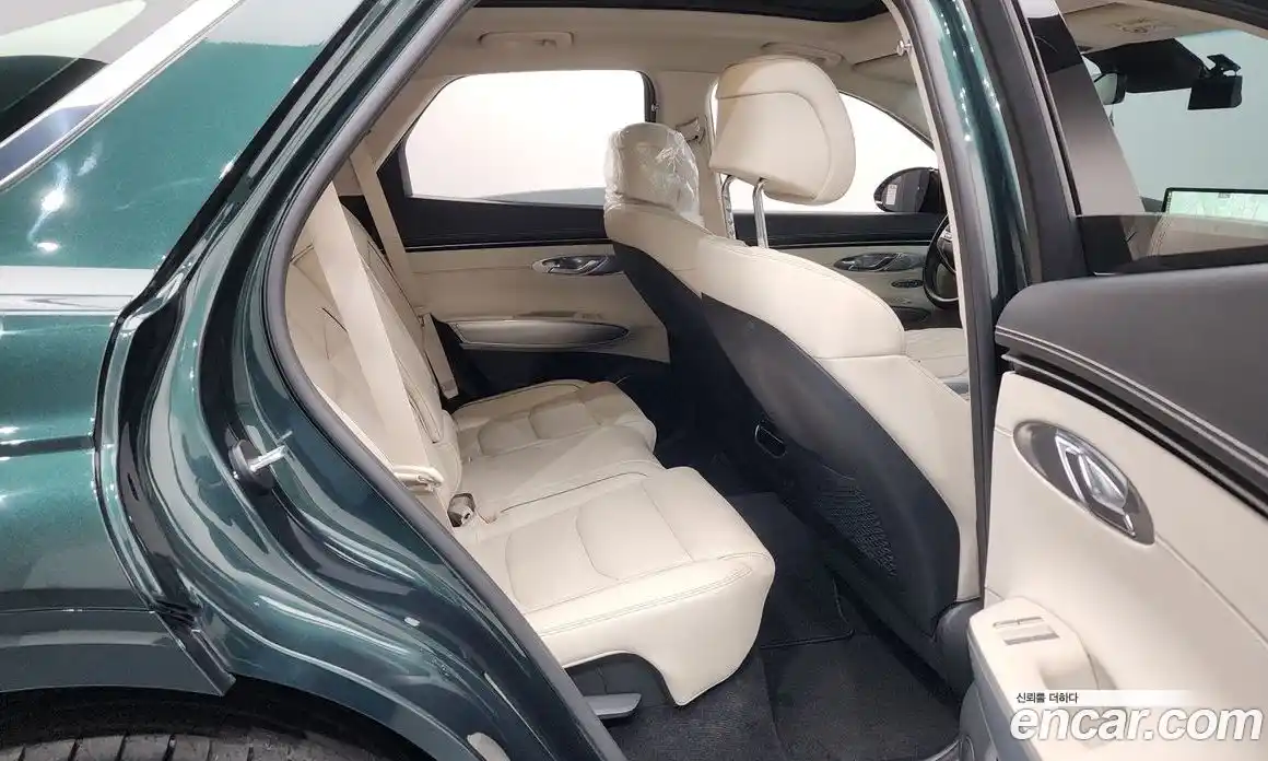 Genesis GV70 2022 2.5 Автомат в Москве № 122510, фото 14