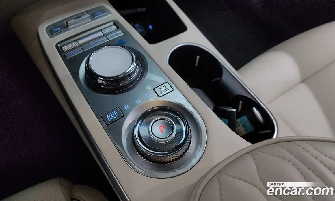 Genesis GV70 2022 2.5 Автомат в Москве № 122510, фото 10