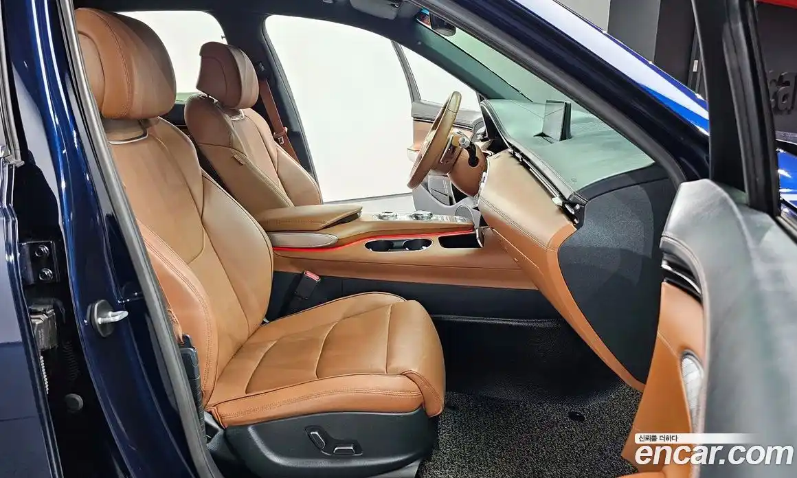 Genesis GV70 2021 2.5 Автомат в Москве № 122591, фото 6