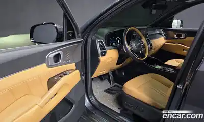 Kia Sorento 2023 2.5 Автомат в Москве № 122895, миниатюра 9