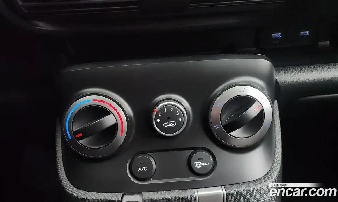 Hyundai Casper 2023 1.0 Автомат в Москве № 126855, фото 19