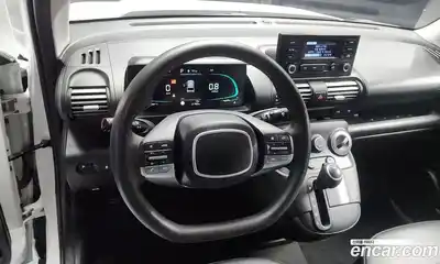 Hyundai Casper 2023 1.0 Автомат в Москве № 126855, миниатюра 4