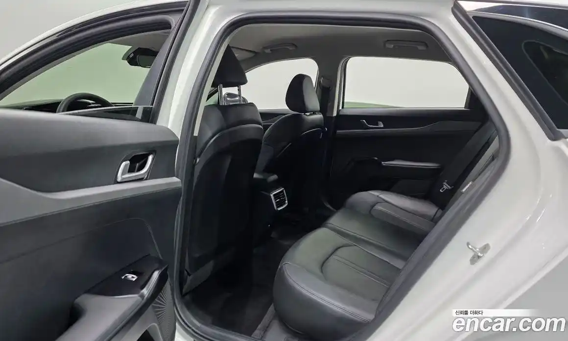 Kia K5 2021 2.0 Автомат в Москве № 128551, фото 19