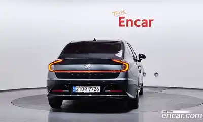 Hyundai Sonata 2022 2.0 Автомат в Москве № 130971, миниатюра 11