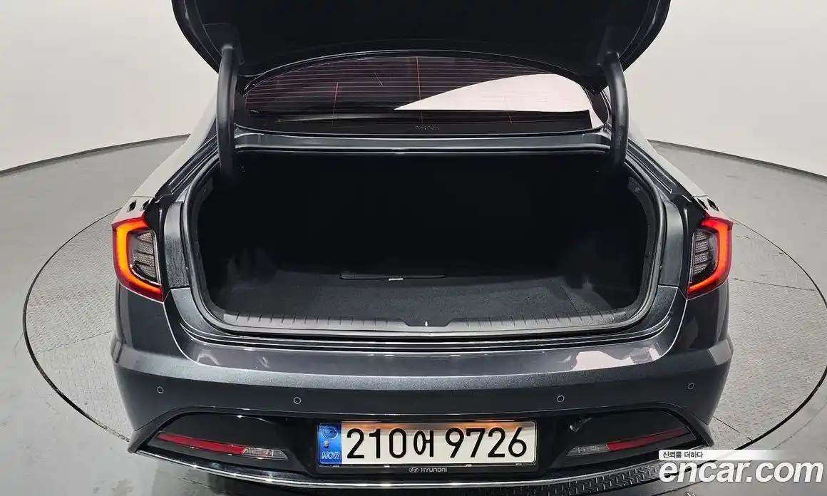 Hyundai Sonata 2022 2.0 Автомат в Москве № 130971, фото 8