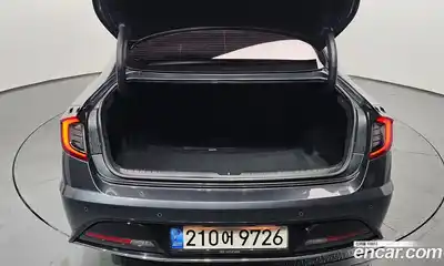 Hyundai Sonata 2022 2.0 Автомат в Москве № 130971, миниатюра 8