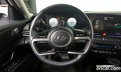 Hyundai Avante 2023 1.6 Автомат в Москве № 13160, миниатюра 11