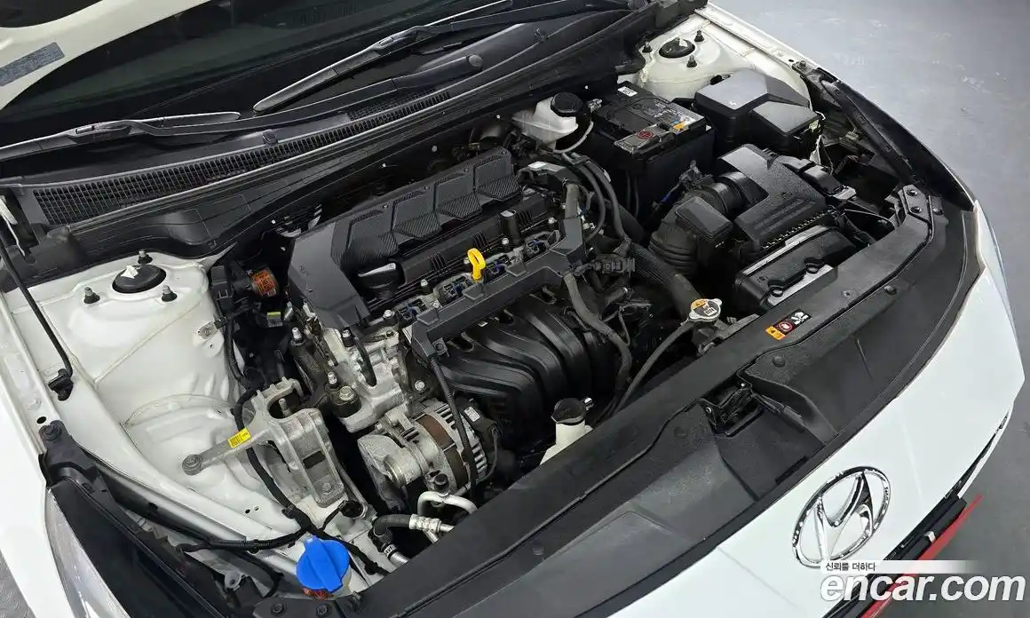 Hyundai Avante 2023 1.6 Автомат в Москве № 13160, фото 19