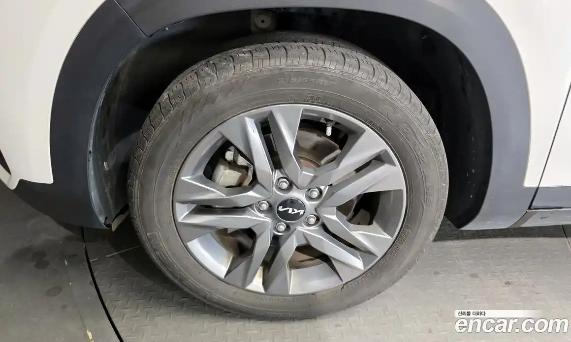 Kia Seltos 2022 1.6 Автомат в Москве № 132633, фото 1