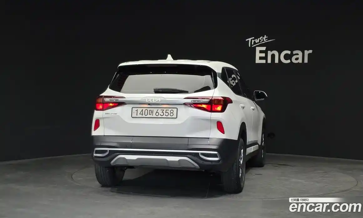 Kia Seltos 2022 1.6 Автомат в Москве № 132633, фото 19