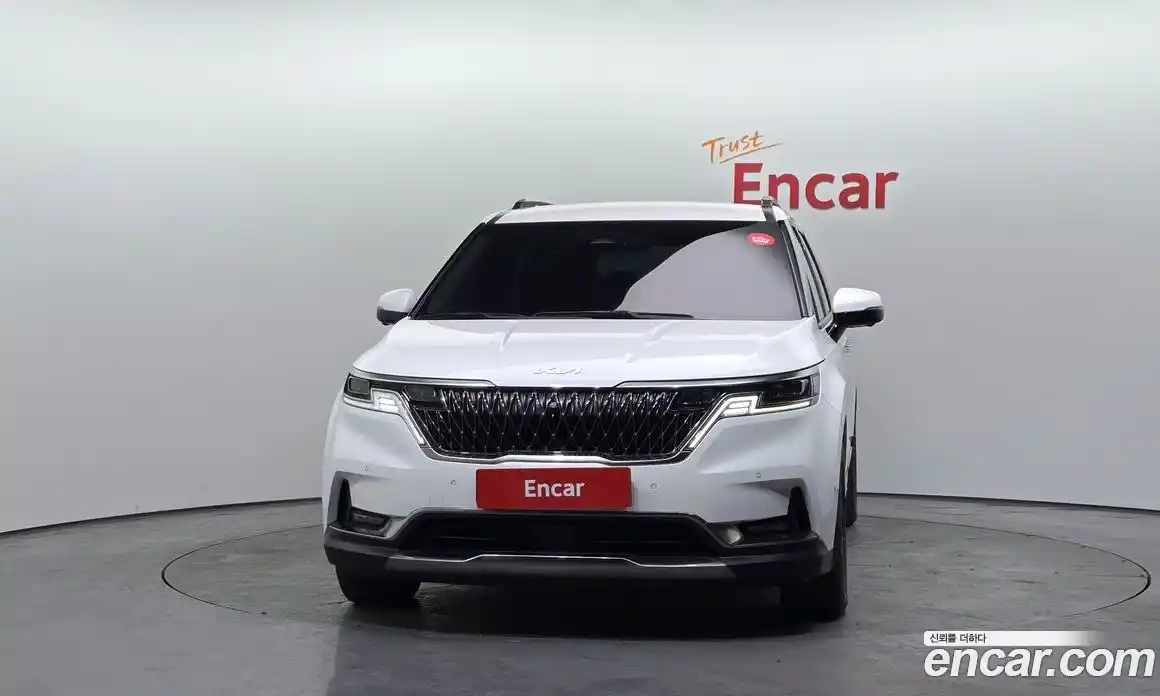 Kia Canival 2023 2.2 Автомат в Москве № 133118, фото 4