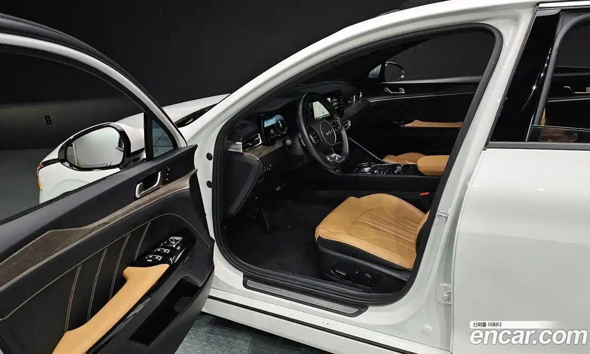 Kia K5 2023 1.6 Автомат в Москве № 133755, фото 16