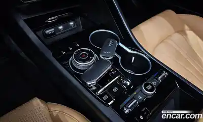 Kia K5 2023 1.6 Автомат в Москве № 133755, миниатюра 3