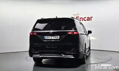 Kia Canival 2021 2.2 Автомат в Москве № 134151, миниатюра 12