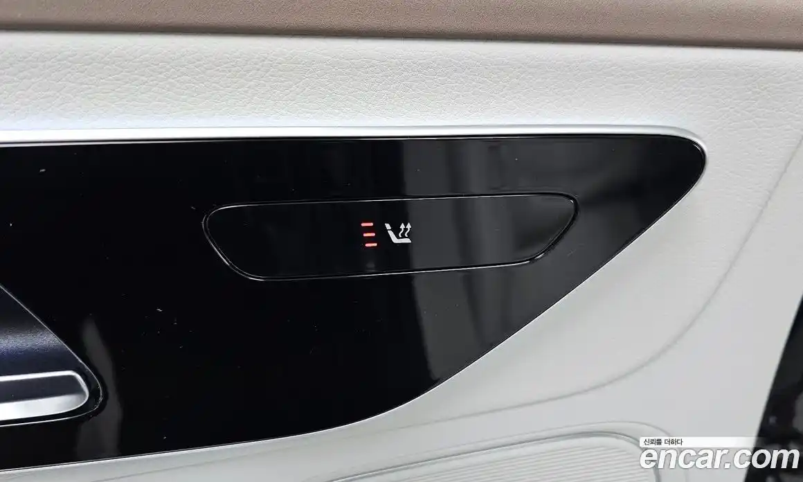 Mercedes-Benz EQE 2023 0.3 Автомат в Москве № 140007, фото 20